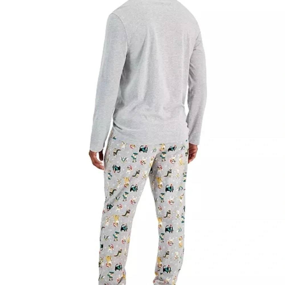 New Men’s Family Pajamas Matching Men's Holiday Dogs & Cats Mix size large